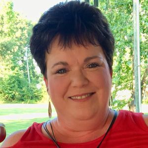 Meet your Posher, Michele